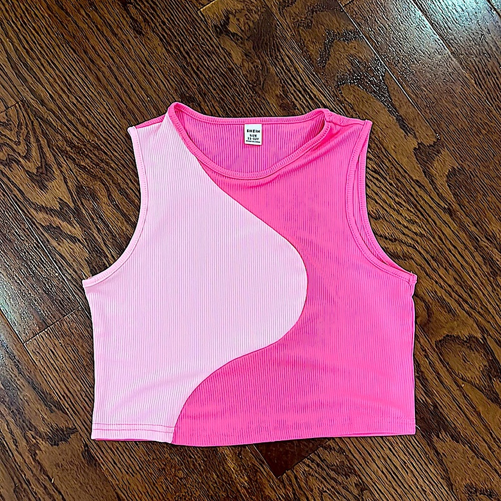 Multi-colored (light pink and hot pink) tank top
